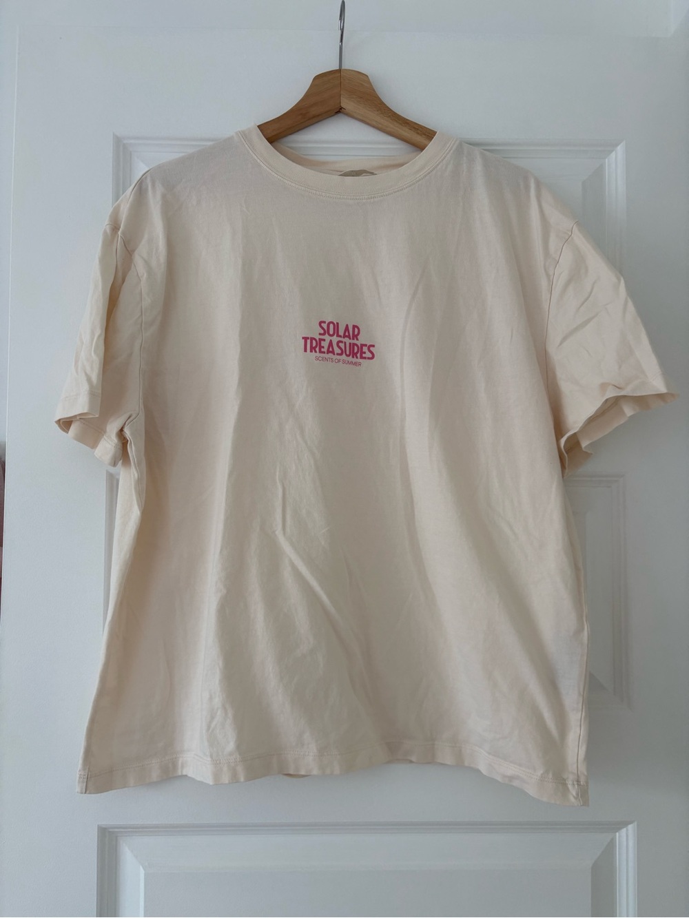 H&M Cream Short-Sleeve Tee with Pink 'Solar Treasures' Graphic